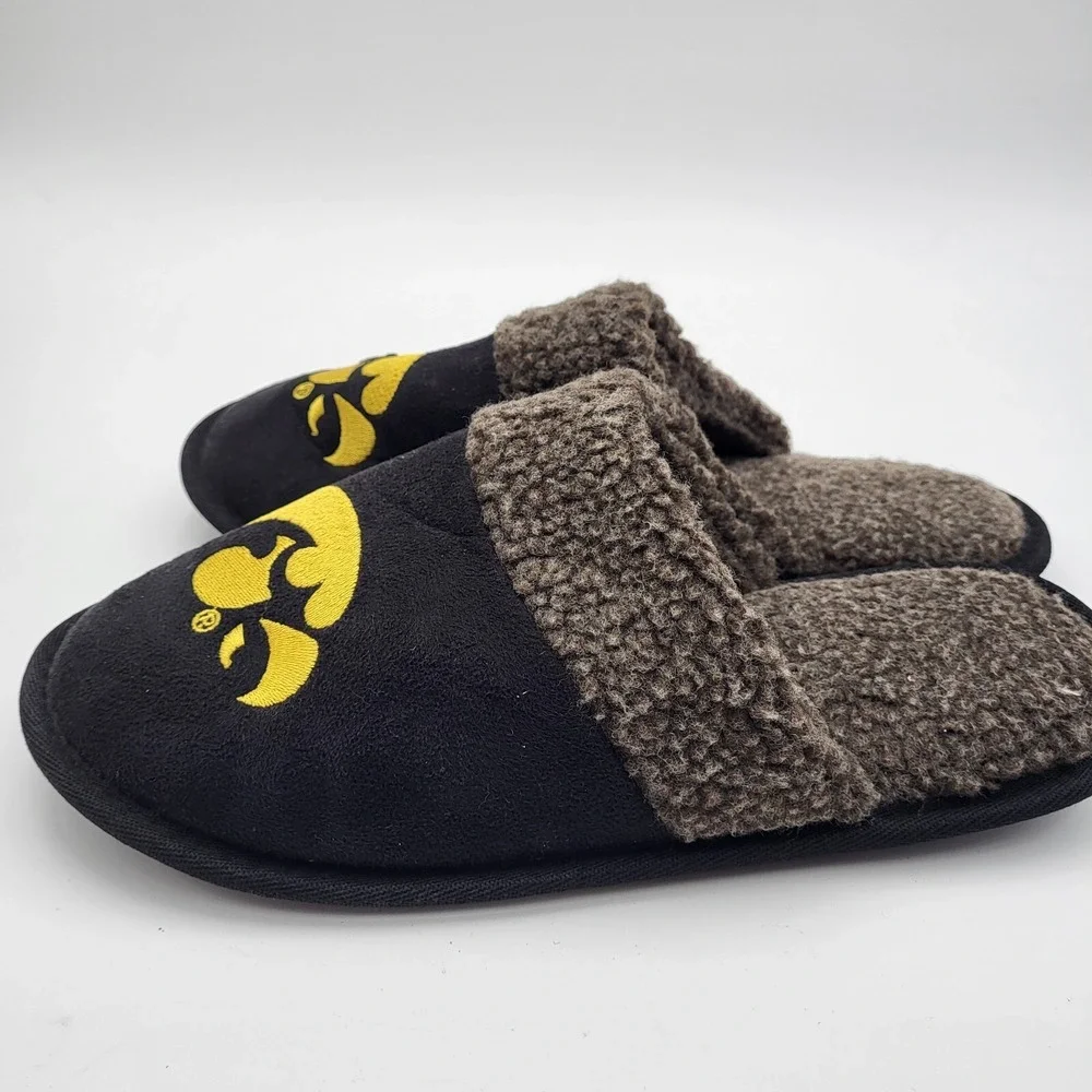 Iowa Hawkeyes Sherpa Faux Fur‎ Scuff Slippers FOCO Mens Large 11-12 Black